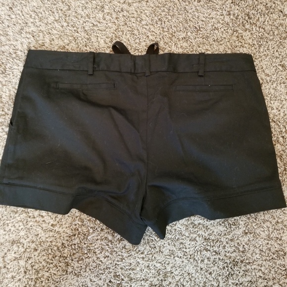 Dressy shorts - Picture 2 of 4